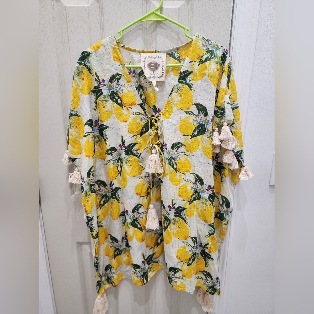 Made with love blouse, size S/M, frutal,‎ lemon print, fruity